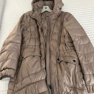 Women's Athleta Puffer Jacket - goose down